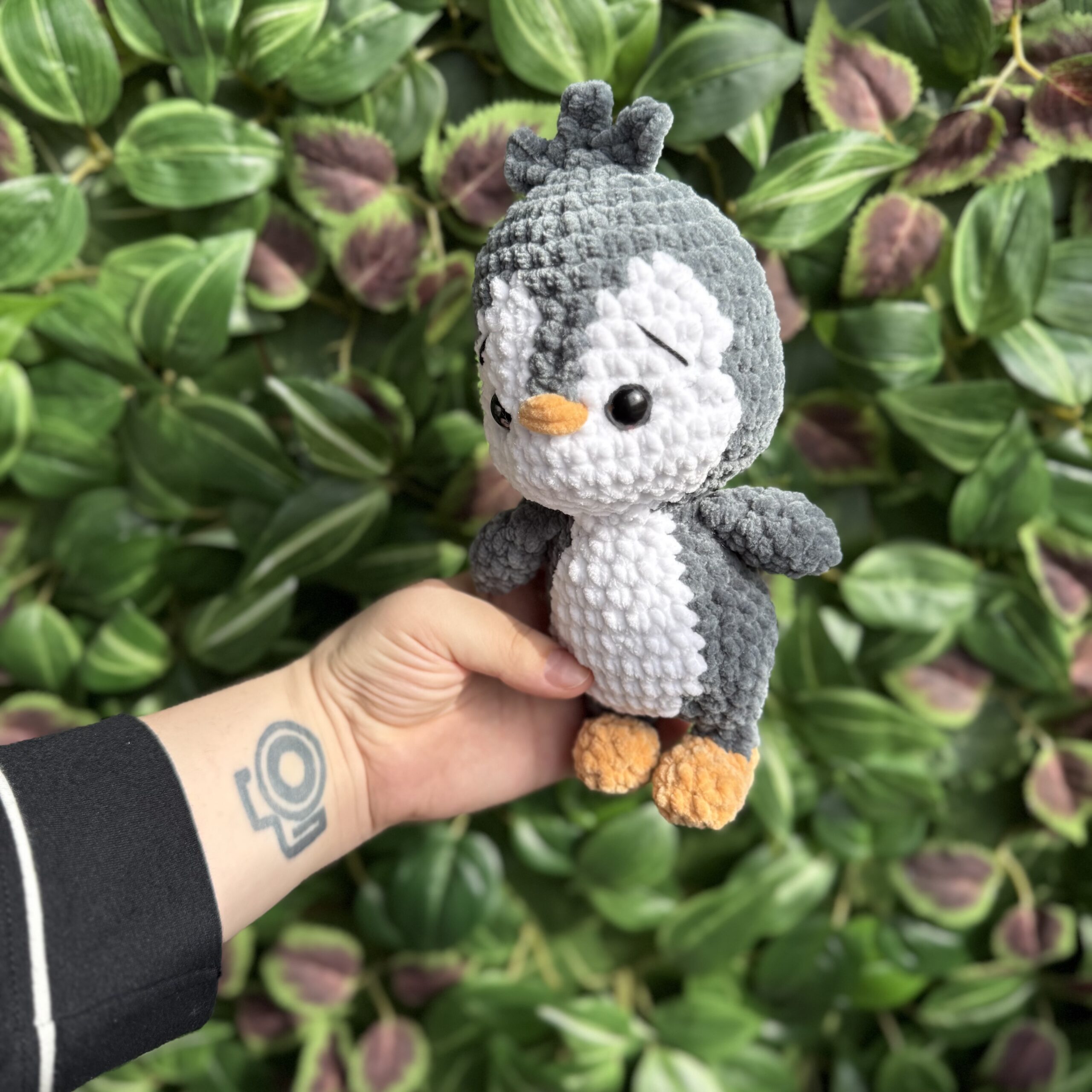 Pingvin | ajándék piros béka plüssel - Image 3